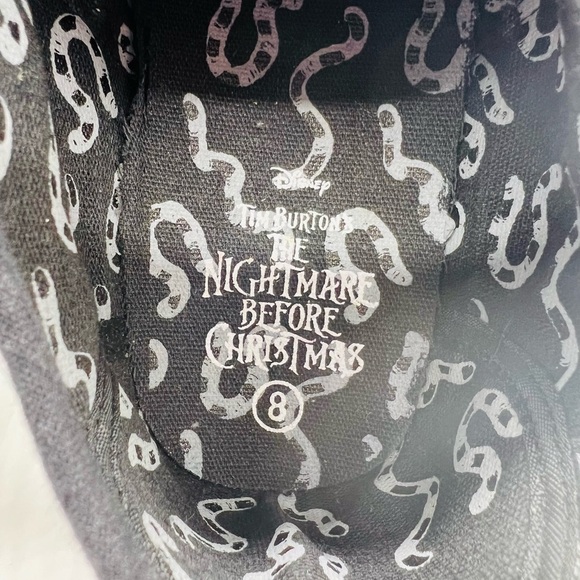 DISNEY THE NIGHTMARE BEFORE CHRISTMAS BLACK SNEAKERS SIZE 8 - Picture 16 of 16
